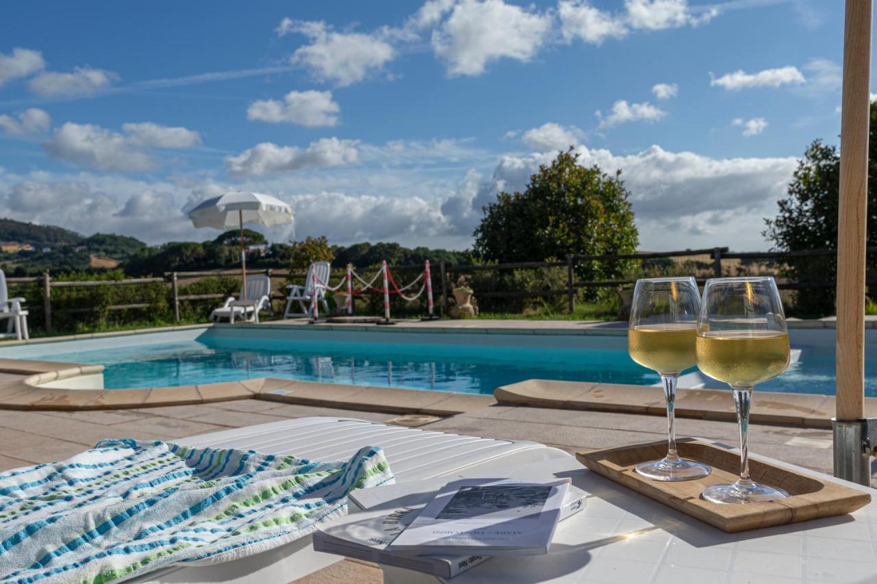 Castelnuovo della Misericordia Agriturismo Cappellese מראה חיצוני תמונה