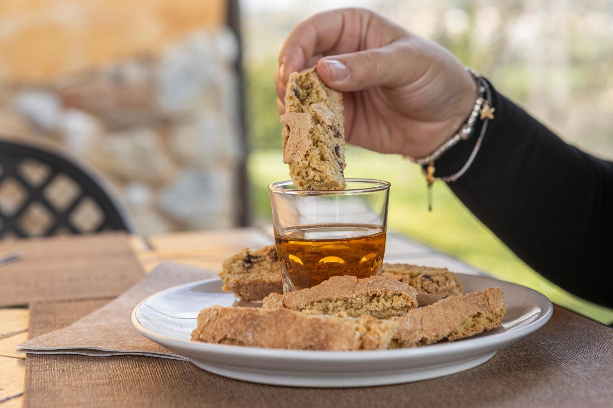 Castelnuovo della Misericordia Agriturismo Cappellese מראה חיצוני תמונה